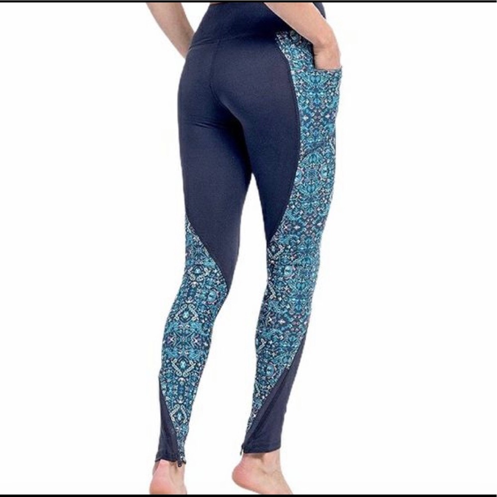 Donated!!!!Last chance ❗️ Z by zobha leggings - Picture 1 of 11
